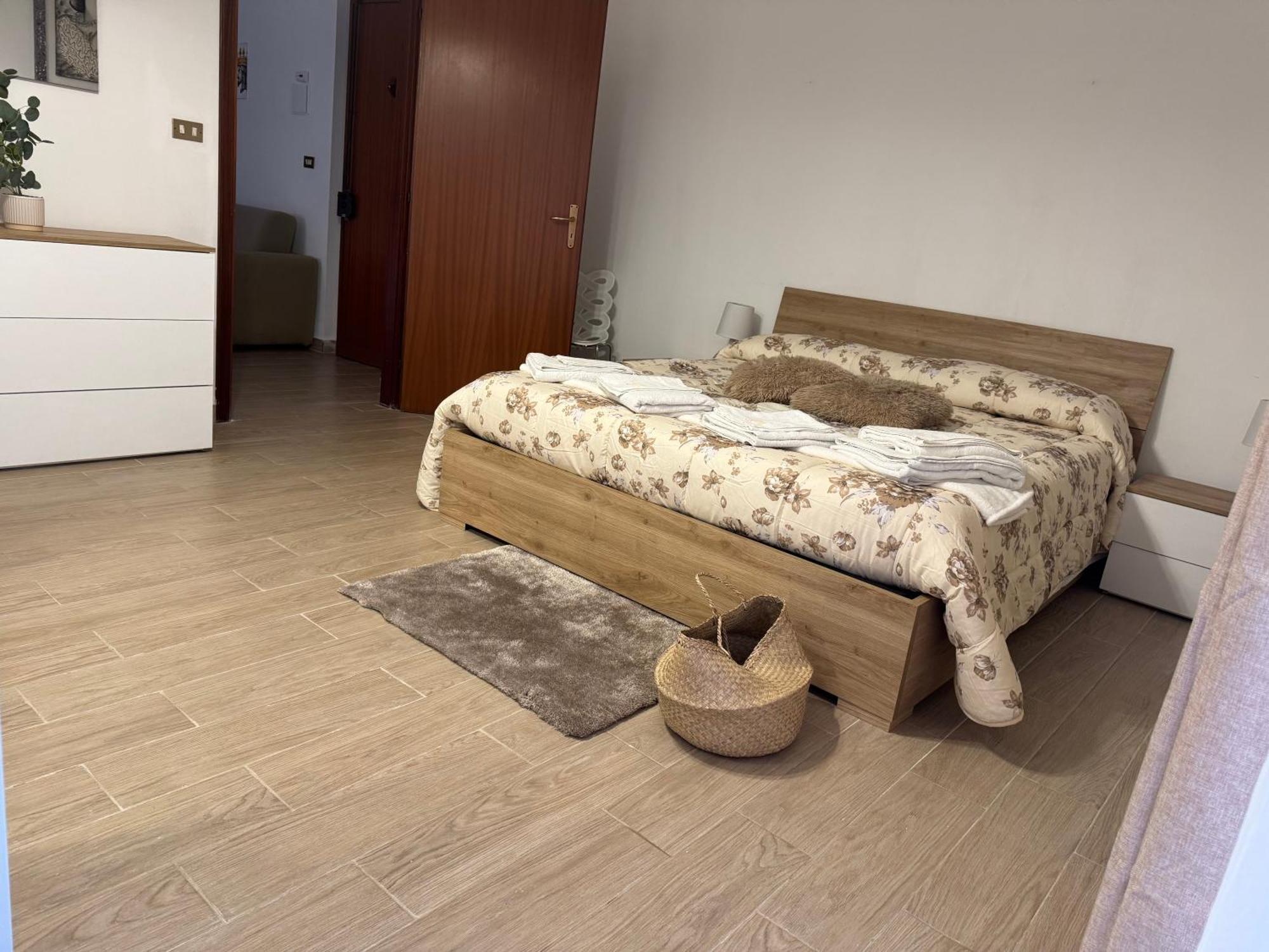 Appartamento Casa Sole Sofie Aci Catena Esterno foto
